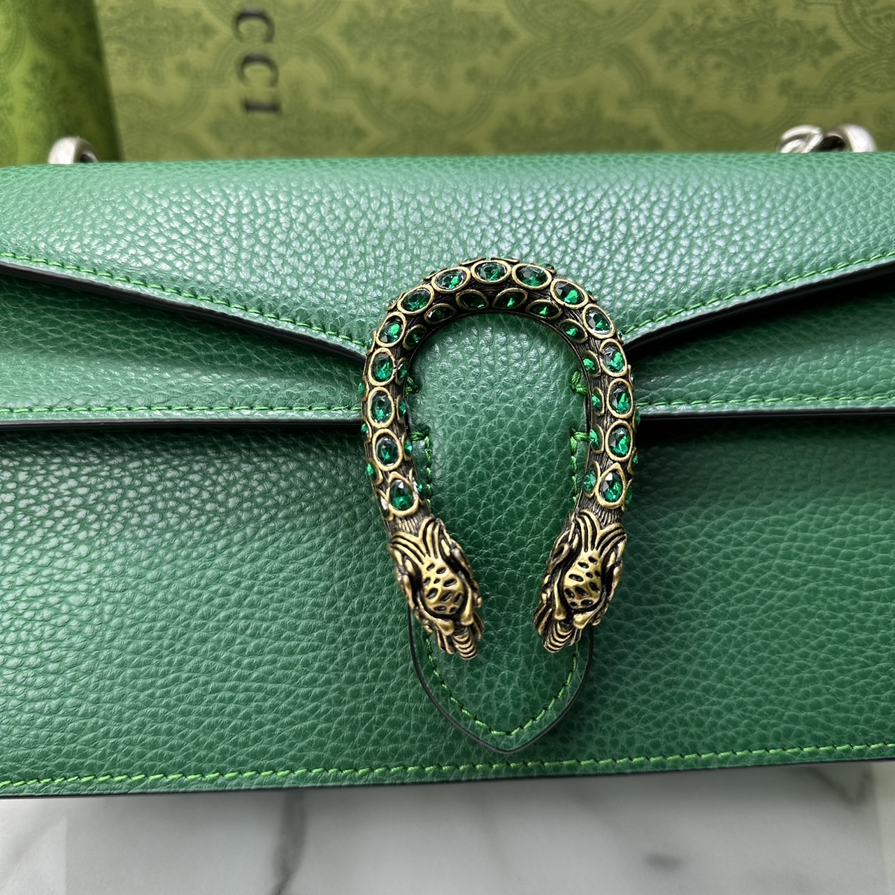 GUCCI DIONYSUS LEATHER SUPER MINI BAG กระเป๋าสะพายไดโอนิซูสหรูหราเป็นเอกลักษณ์ เกรดออริ สลับแท้ 1:1 ใช้งานต่างประเทศได้