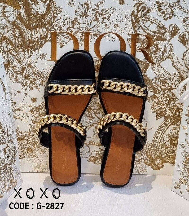 Givenchy Sandals แตะ โซ่ สวย เก๋ งานขายดีตลอดกาล แมทส์ชุดง่าย น้ำหนักเบา วัสดุหนัง PU แต่งโซ่อย่างดีอะไหล่หนา ดูแพงเกินราคาขาย น้ำหนักเบา