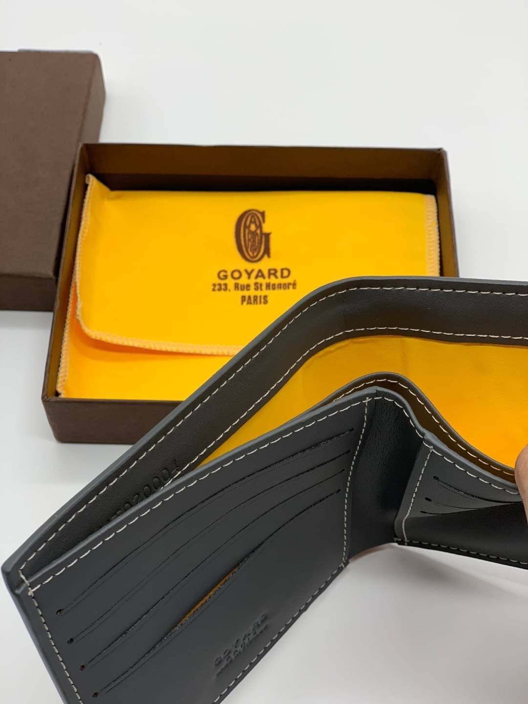 VIP GIFTbag 】GOYARD Victoire Bifold Wallet กระเป๋าสตางค์ผู้ชายใบสั้น พร้อมส่ง 4 สี พร้อมกล่องสวยหรูน่าใช้มากค่ะ