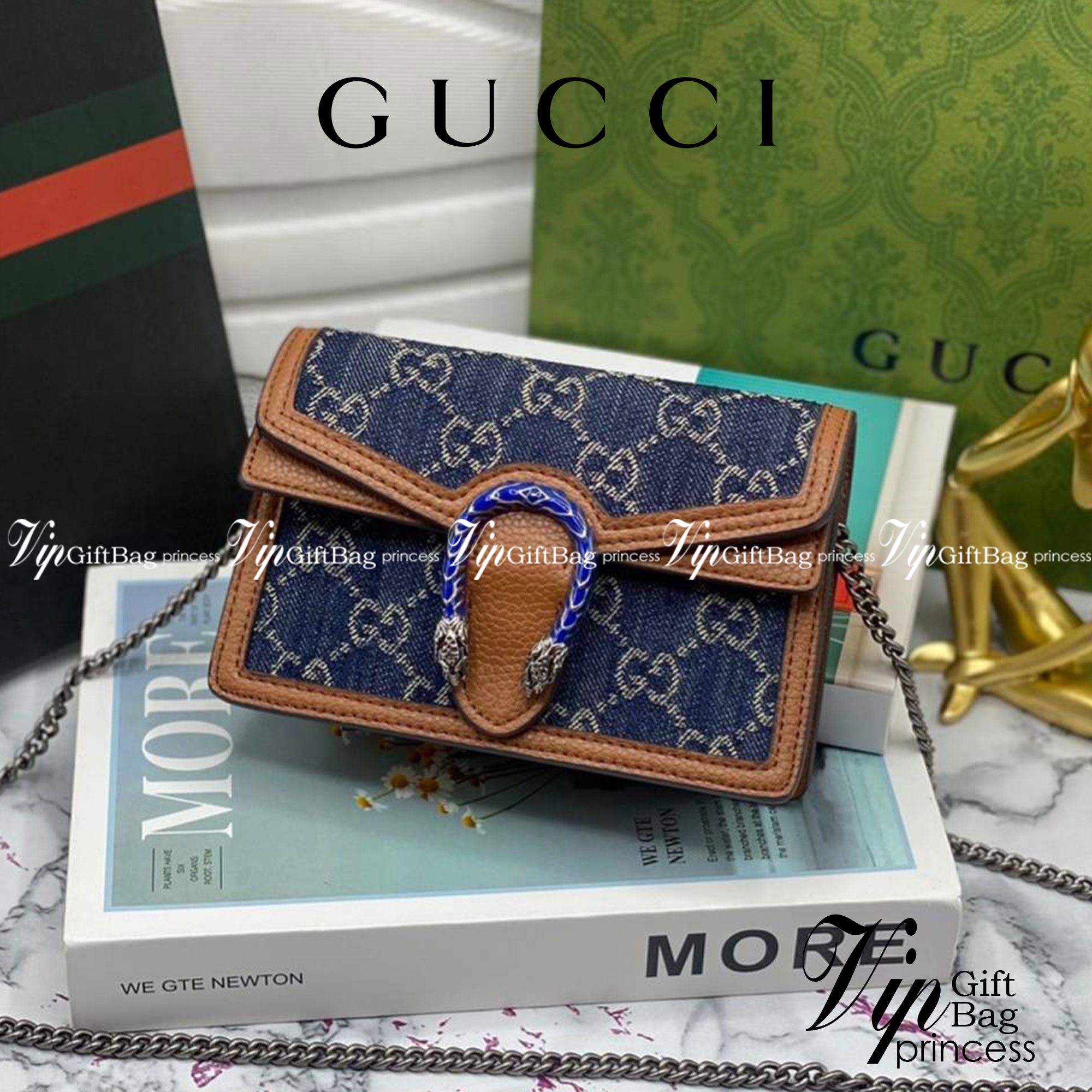 หนังแท้ GUCCI Denim Dionysus mini bag / GG Dionysus Shoulder bag / GG Denim Dionysus พร้อมส่งที่ไทย กระเป๋าสะพายข้างเดนิมสีเข้มสลับหนังแท้สีน้ำตาลงาช้าง เกรดหนังคุณภาพดียิ่งใช้หนังยิ่งสวย โทนสีน่าใช้มากก มาในดีไซน์คลาสสิคเรียบหรูเข้ากับทุกลุ๊คแบบไม่มีเอ้า