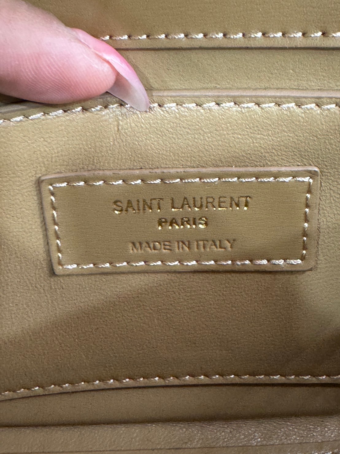 YSL MINI VOLTAIRE IN BOX กระเป๋าสะพายไหล่ตัวแม่ คลาสสิค ดีเทลหรู สวยครบทุกมุม ตอบโจทย์สาวๆทุกไลฟ์สไตล์