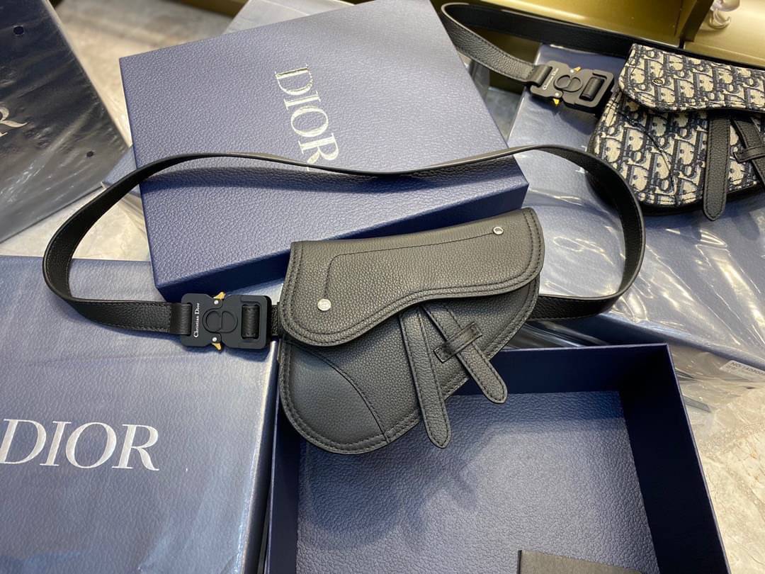 DIOR SADDLE BAG Black Grained Calfskin / DIOR BUCKLE BELT BAG เกรดเทพออริจินอล หนังแท้ ภาพถ่ายจากสินค้าจริง ใช้งานต่างประเทศได้