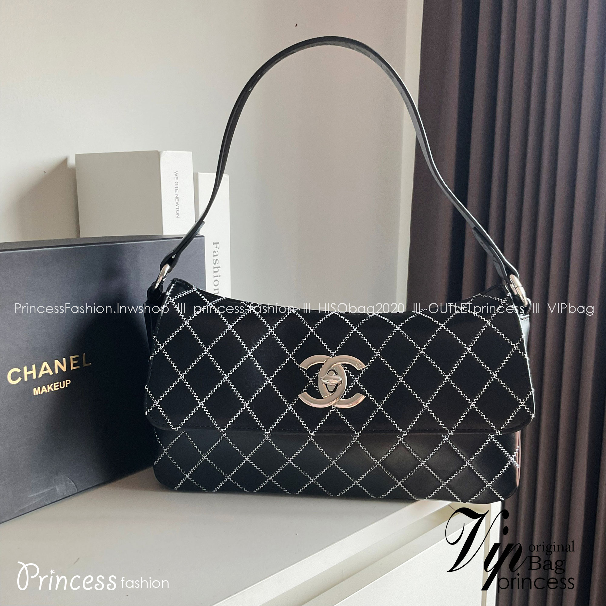 Chanel E/W Quilted Chain Stitch Flap Bag - Black Shoulder Bag / CHANEL VIP CROSSBODY BAG กระเป๋าทรงสะพายข้าง หนังพียู อะไหล่เงิน เย็บกิมมิคตารางสีขาว