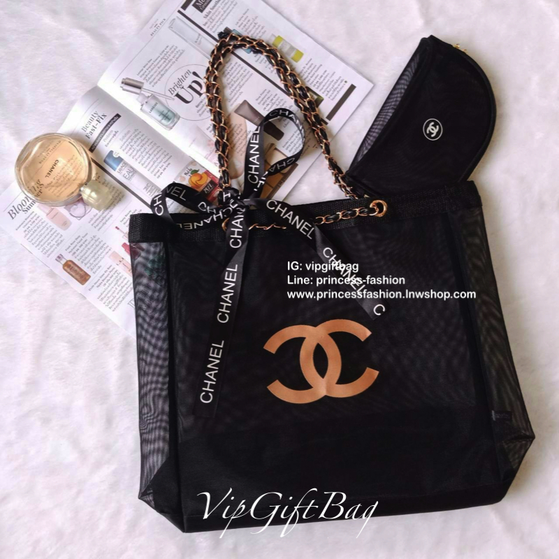 สีพิ้งค์โกลด์สุดหรู **ถึงไทยแล้วค่ะ ---- ซื้อ1ได้ถึง2 !!! ---- Chanel Shopping Ribbin bag Chain With + Cosmetic Pouch กระเป๋าสะพายใบใหญ่ทรง Shopping พร้อมกระเป๋าใส่เครื่องสำอางค์ ใบเล็ก จากงานพรีเมี่ยมกิ้ฟของแท้นำเข้าจาก Chanel Perfume Counter ใบใหญ่วัสดุ
