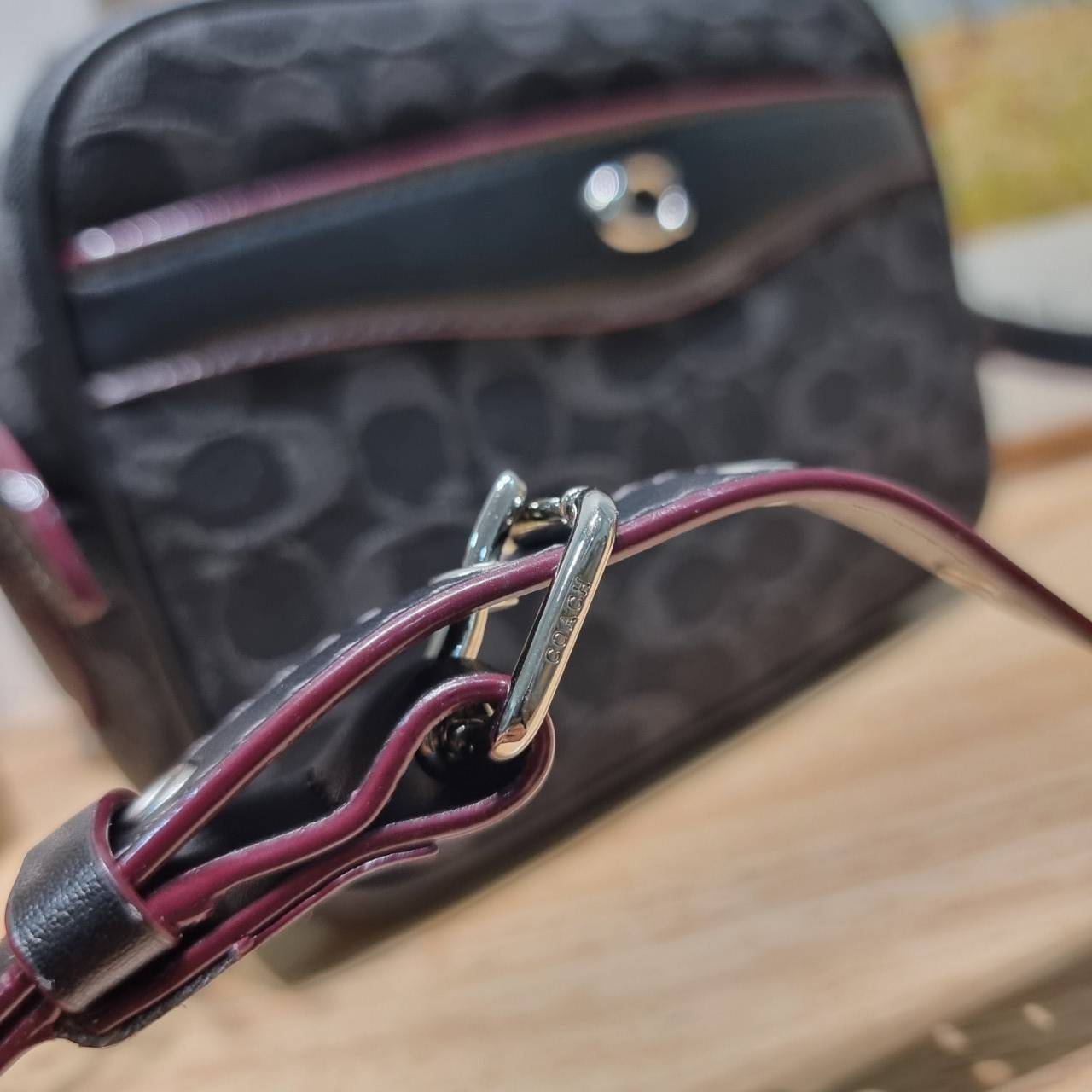 COACH CE744 CAMERA BAG IN SIGNATURE DENIM กระเป๋าสะพายข้างรูปทรงสวยคลาสสิค BLACK MULTI เกรดท็อปออริ เกรดดีสุด สลับแท้ 1:1