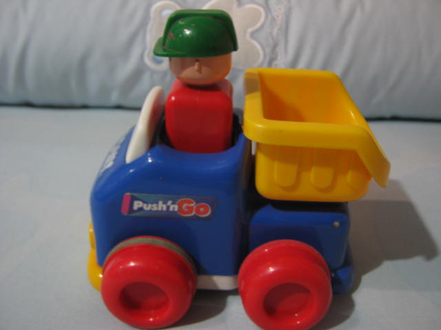 Tomy Push 'n' Go Truck ของเล่นมือสองสภาพดี