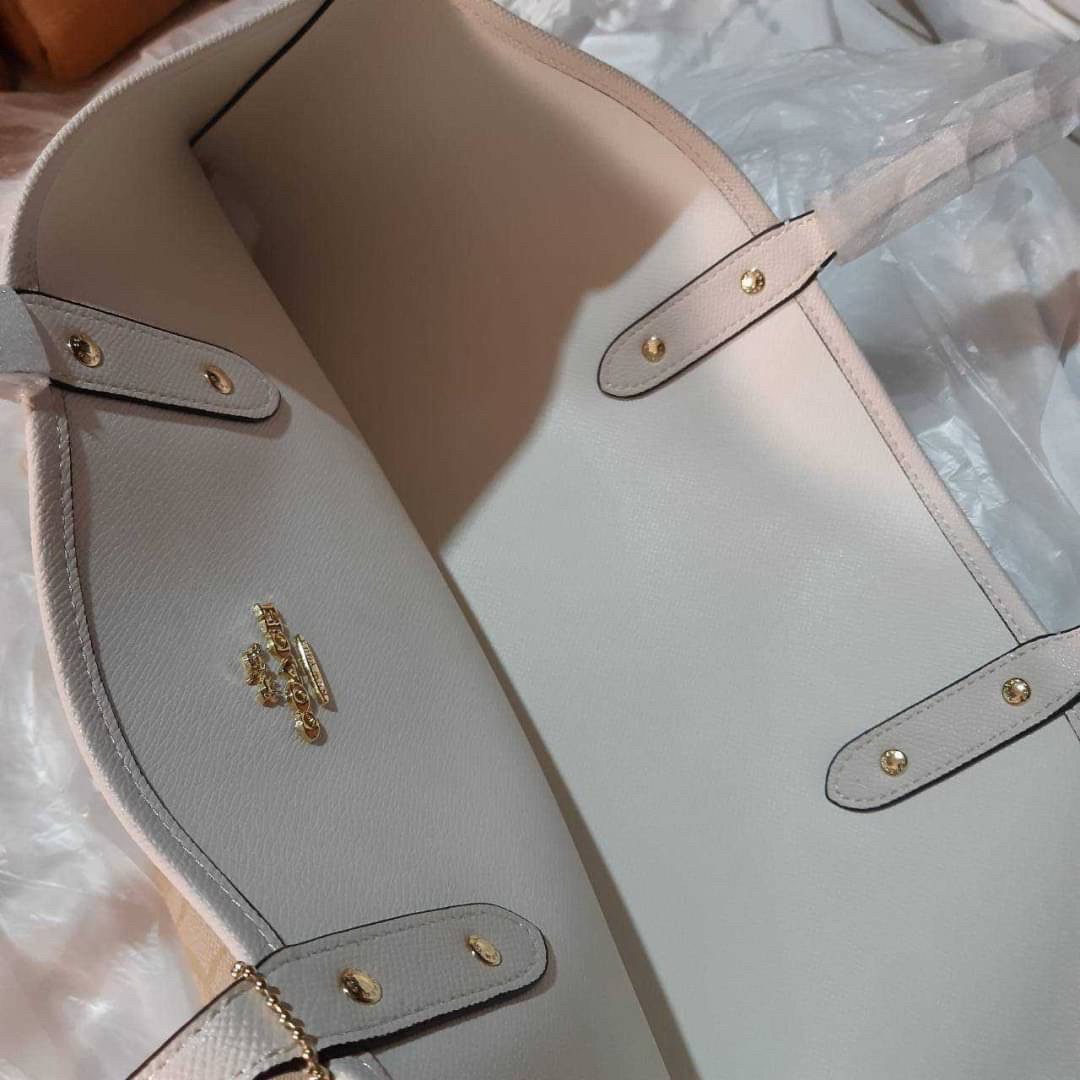 COACH F36658 REVERSIBLE CITY TOTE IN SIGNATURE CANVAS WITH POUCH