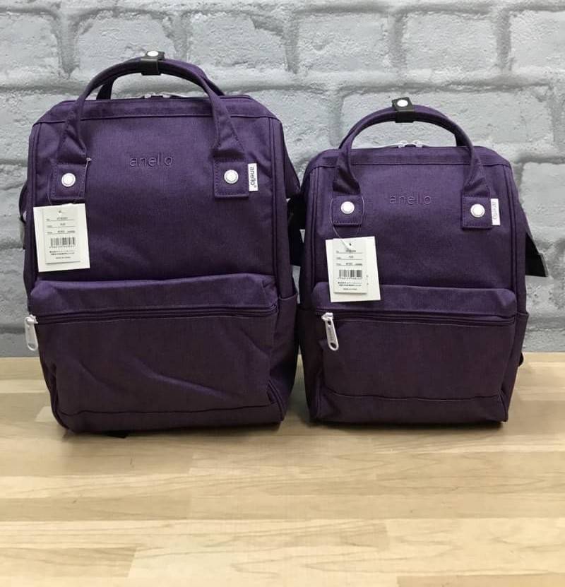 Anello Mottled Polyester Mini Backpack เป้แบรนด์ดังแห่งปี วัสดุ poleyester canvas เนื้อผ้าเรียบหรู และทันสมัย ดีเทลคล้ายรุ่น original ต่างตรงที่ด้านหน้าเป็นงานปักโลโก้สวยงาม และหัวซิป สกรีนโลโก้แบรนด์สีสันเข้ากับตัวกระเป๋า รุ่นชน shop มีหลากสีให้เลือกสรรค