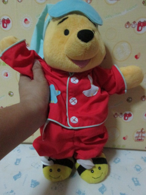 Sing 'N Snore Pooh ตุ๊กตาหมีพูห์พูดได้ค่ะ (ของเล่นมือสอง)