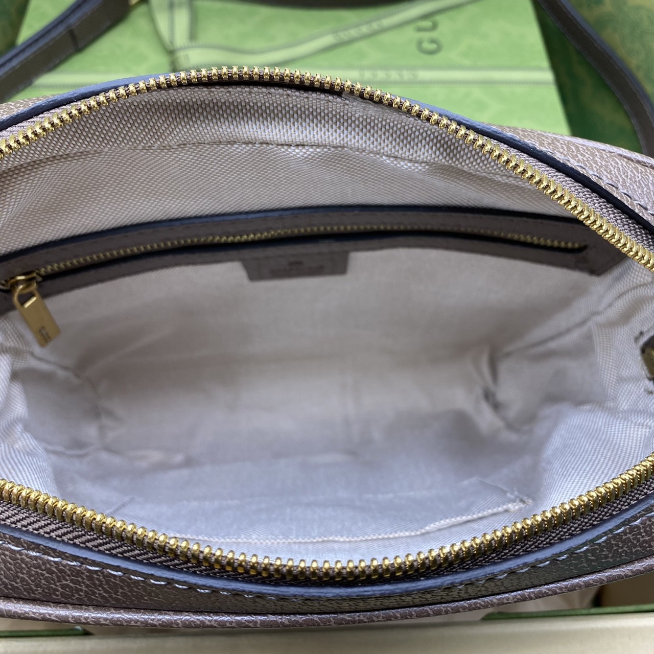 หนังแท้ GUCCI Ophidia GG small messenger bag พร้อมส่งที่ไทย