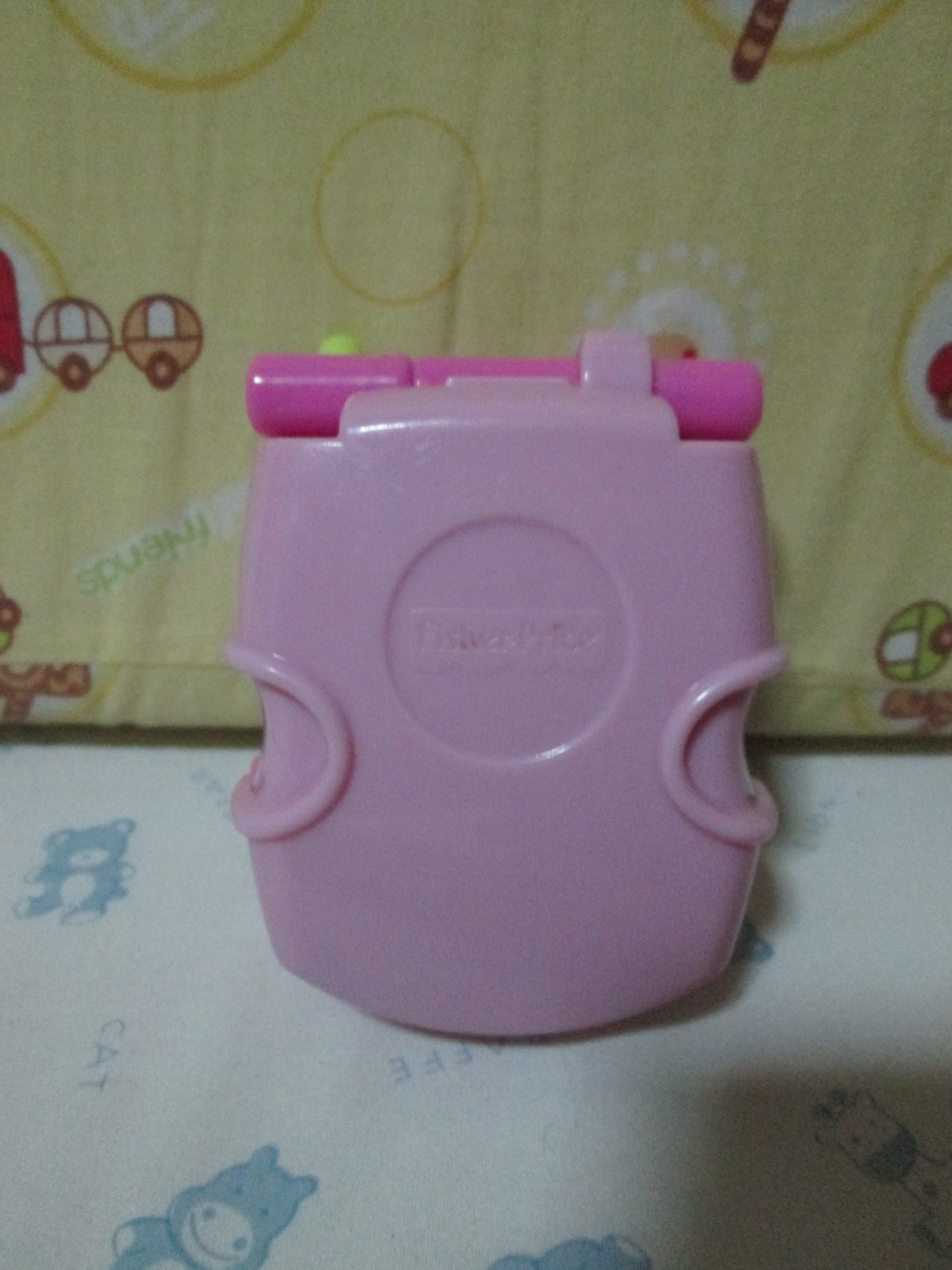 Fisher Price Friendly Flip Phone - Pink ของเล่นมือสอง