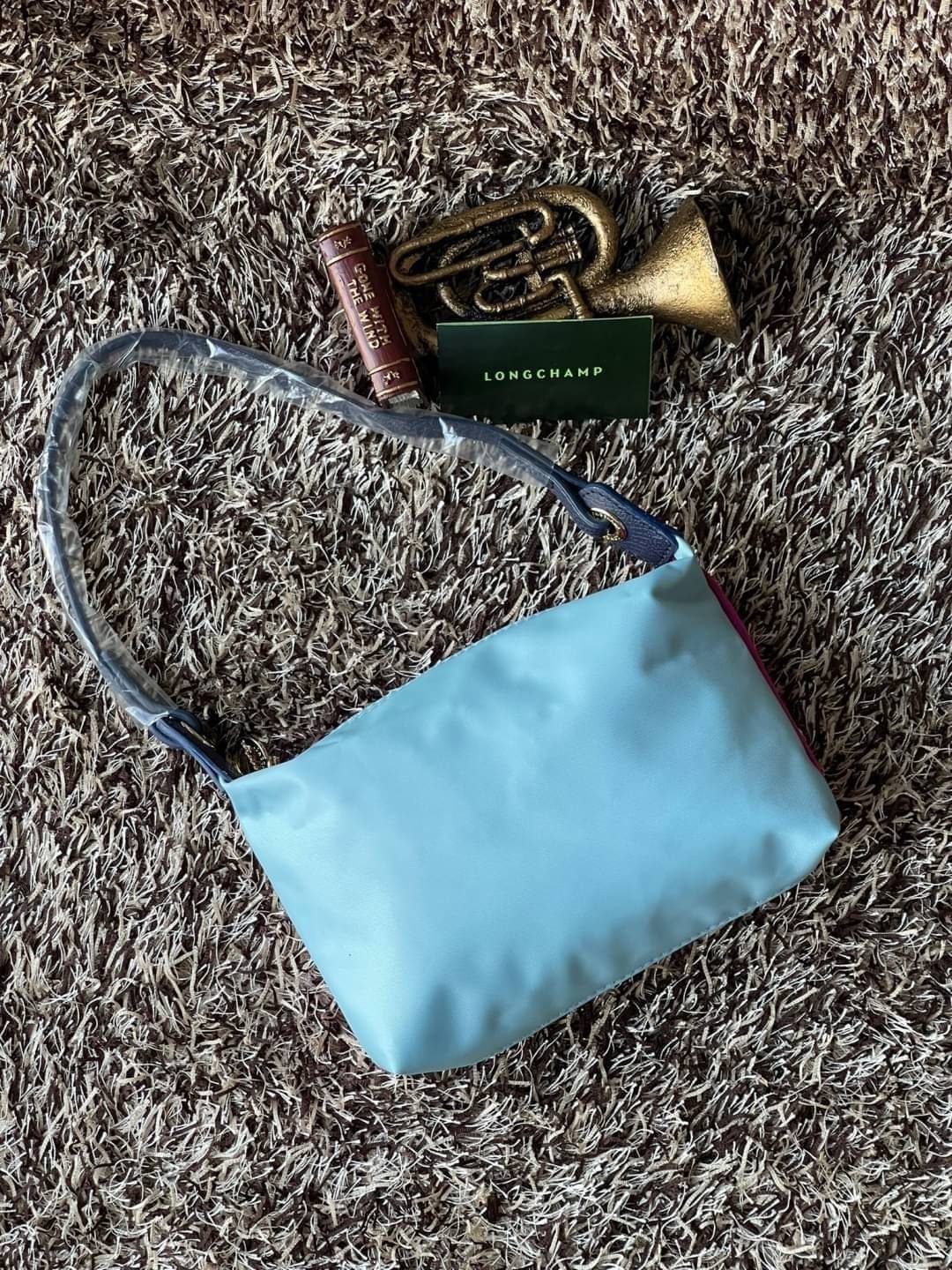 LONGCHAMP LE PLIAGE RE-PLAY Shoulder bag แฟน ๆ ของกระเป๋าไนลอนพกพาอันเป็นเอกลักษณ์ของแบรนด์ ตอนนี้มีคอลเลกชั่นใหม่ล่าสุดให้เลือกสรร