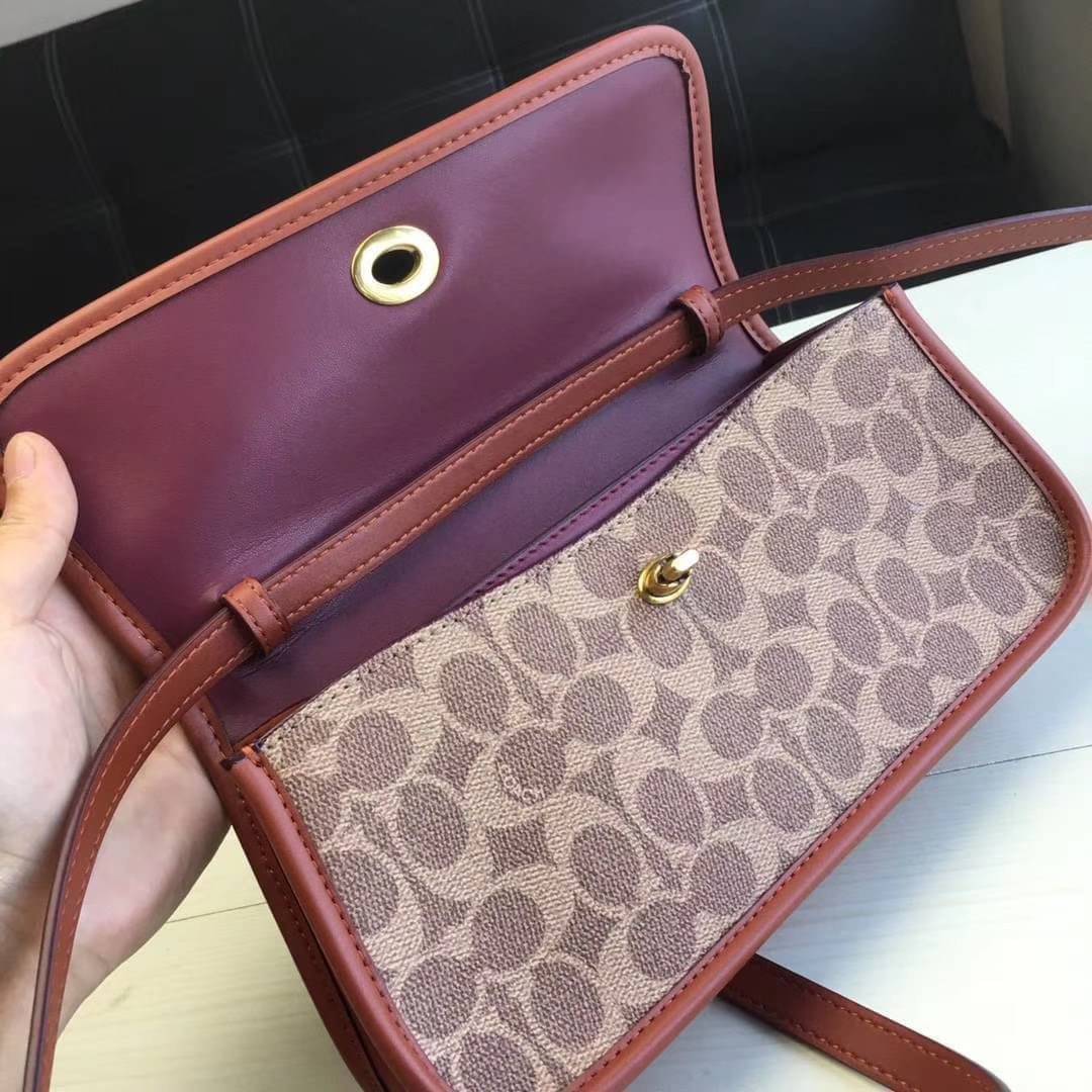 OUTTLET 】Auth Coach 1941 Turnlock Clutch Crossbody Bag พร้อมส่งที่ไทย