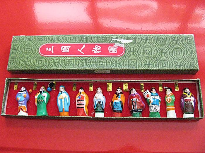 ชุดตัวละครในเรื่องสามก๊กค่ะ