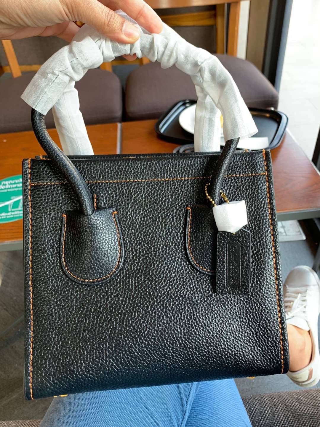 Limited Edition COACH Cashin Carry Tote Pebble Leather ((735//733//737))