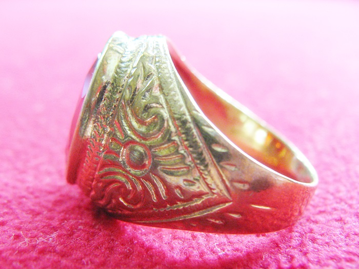 สินค้าหมดค่ะ แหวนพลอยทับทิมแดงเนื้อทองเหลือง(ราศีกรกฎ)แบบใหญ่ค่ะ