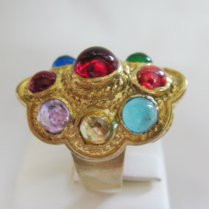 แหวนพลอยมณีใต้น้ำ(เพชรพญานาค)นพเก้าเนื้อทองเหลือง(ทุกราศี)เบอร์8ค่ะ