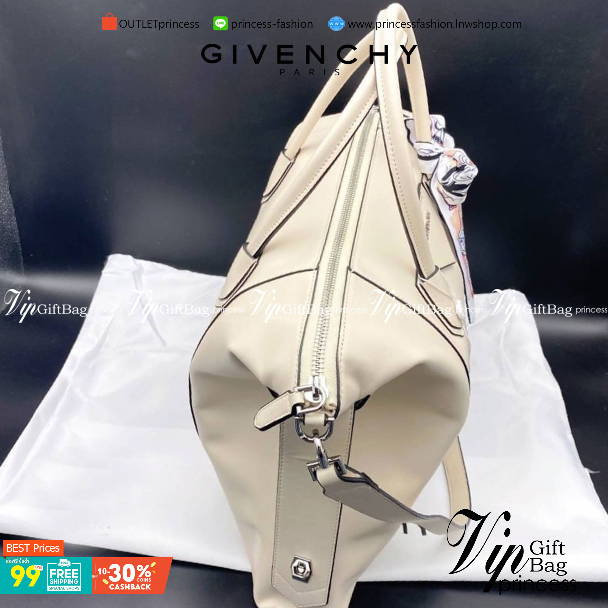 GIVENCHY Antigona Soft leather tote bag ฟรีผ้าผูก!! กระเป๋าสะพายข้าง ทรงสวยมากค่ะ มี 2 ขนาด รุ่นยอดนิยมดาราเซเลปใช้กันเพียบ งานจริงสวยหรูดูแพงมากนะค้าา ราคานี้คุ้มที่สุด มีมารอบนี้ 6 สี 2 ขนาด เลือกให้ปังไปเลยค่าาา