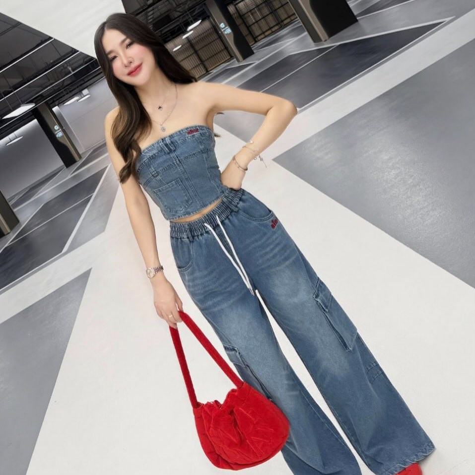 เช่าชุดเที่ยว by Princess 💕 A‘perfact เอื้อยค้าบบบบบความปังมาอีกละค้าบสวยกรี๊ดจนคอแห้ง เซ็ทยีนส์เกาะอกชิคๆจะบอกว่าผ้าดีโคตรทรงสวยมากจริง