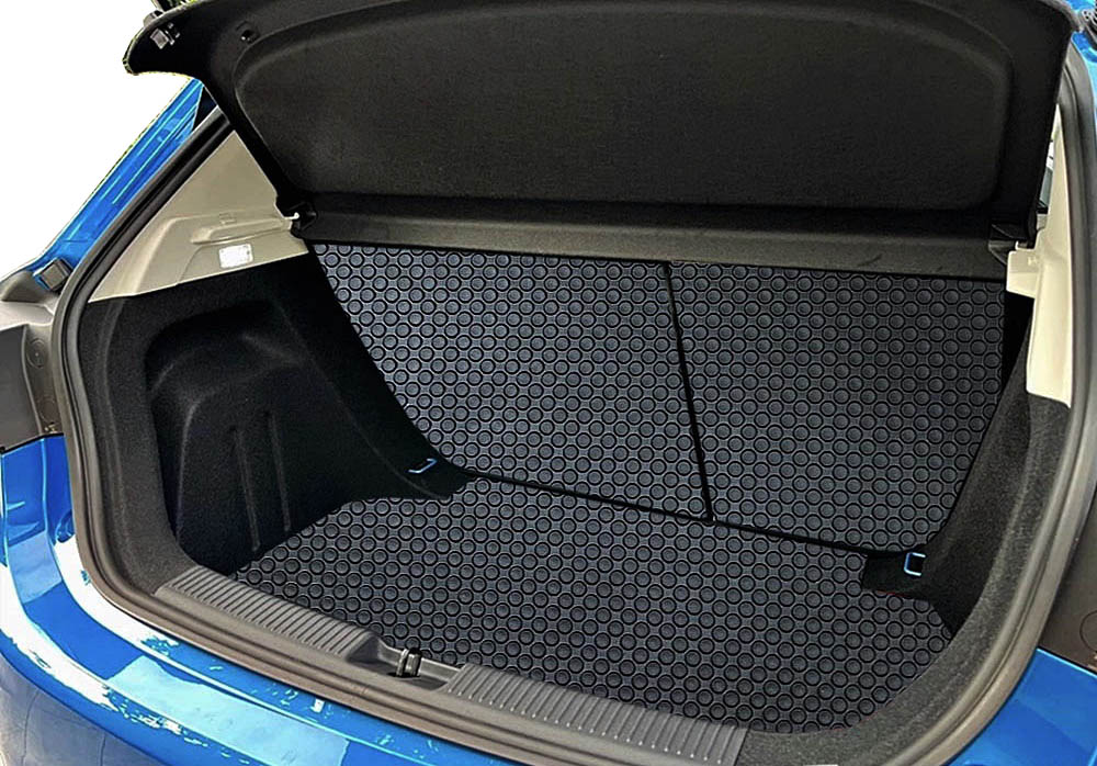 แผ่นปูท้ายรถ MG3 HYBRID 2024 แผ่นปิดเบาะ ลายกระดุม เอ็มจี3 สีดำ เข้ารูป