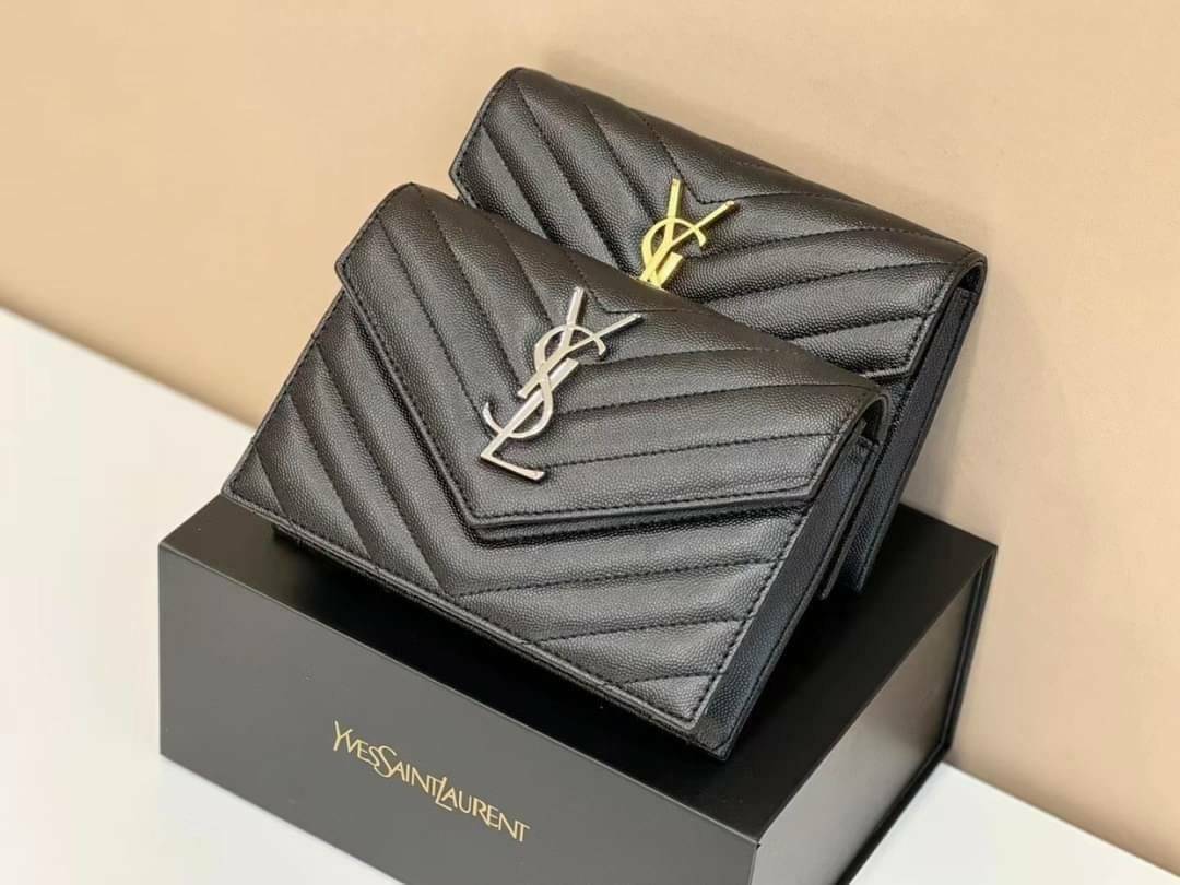 VIP 🥂 YSL WOC 8" YVES Saint Laurent Chain Wallet Envelope Woc Monogram Black Leather Cross Body Bag กระเป๋าเงิน wallet on chain ที่มาพร้อมสายสะพายแบบโซ่ ขนาด 8” งานหนังสวยติดโลโก้ YSL มีทั้งอะไหล่เงิน ทอง และดำ ด้านในมีช่องซิป และช่องใส่การ์ด