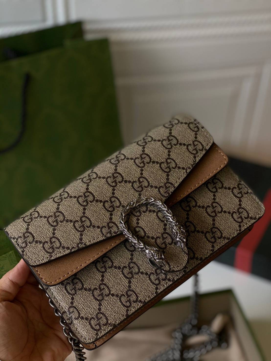 หนังแท้ GUCCI Dionysus mini bag / GG Shoulder bag / GG Denim Dionysus พร้อมส่งที่ไทย กระเป๋าสะพายข้างหนังแท้ เกรดหนังคุณภาพดียิ่งใช้หนังยิ่งสวย โทนสีน่าใช้มากก มาในดีไซน์คลาสสิคเรียบหรูเข้ากับทุกลุ๊คแบบไม่มีเอ้าท์ พร้อมส่งที่ไทย ภาพสินค้าถ่ายจากงานขายจริง