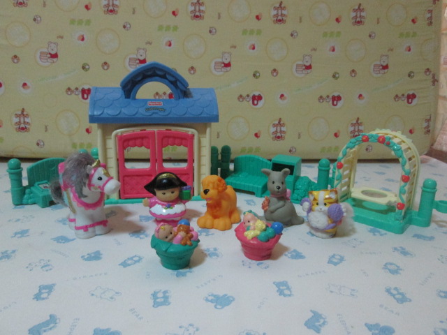 Fisher-Price: Little People Playtime Pals ของเล่นมือสอง