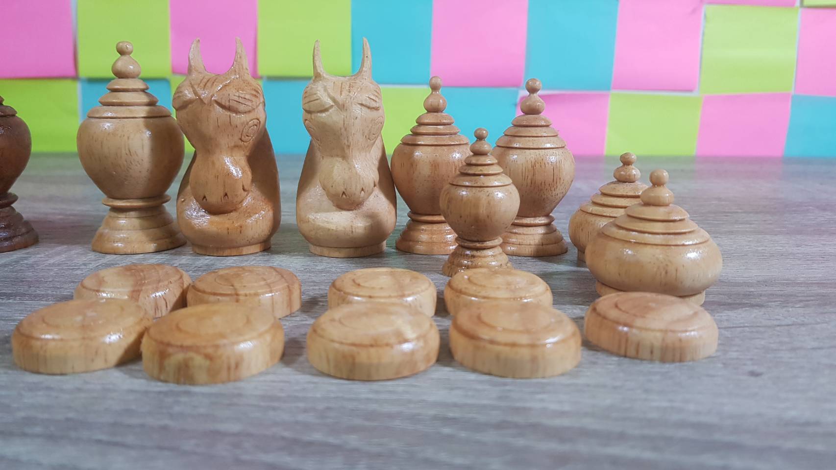 ตัวหมากรุกไทยชุดคาณฑีวะ