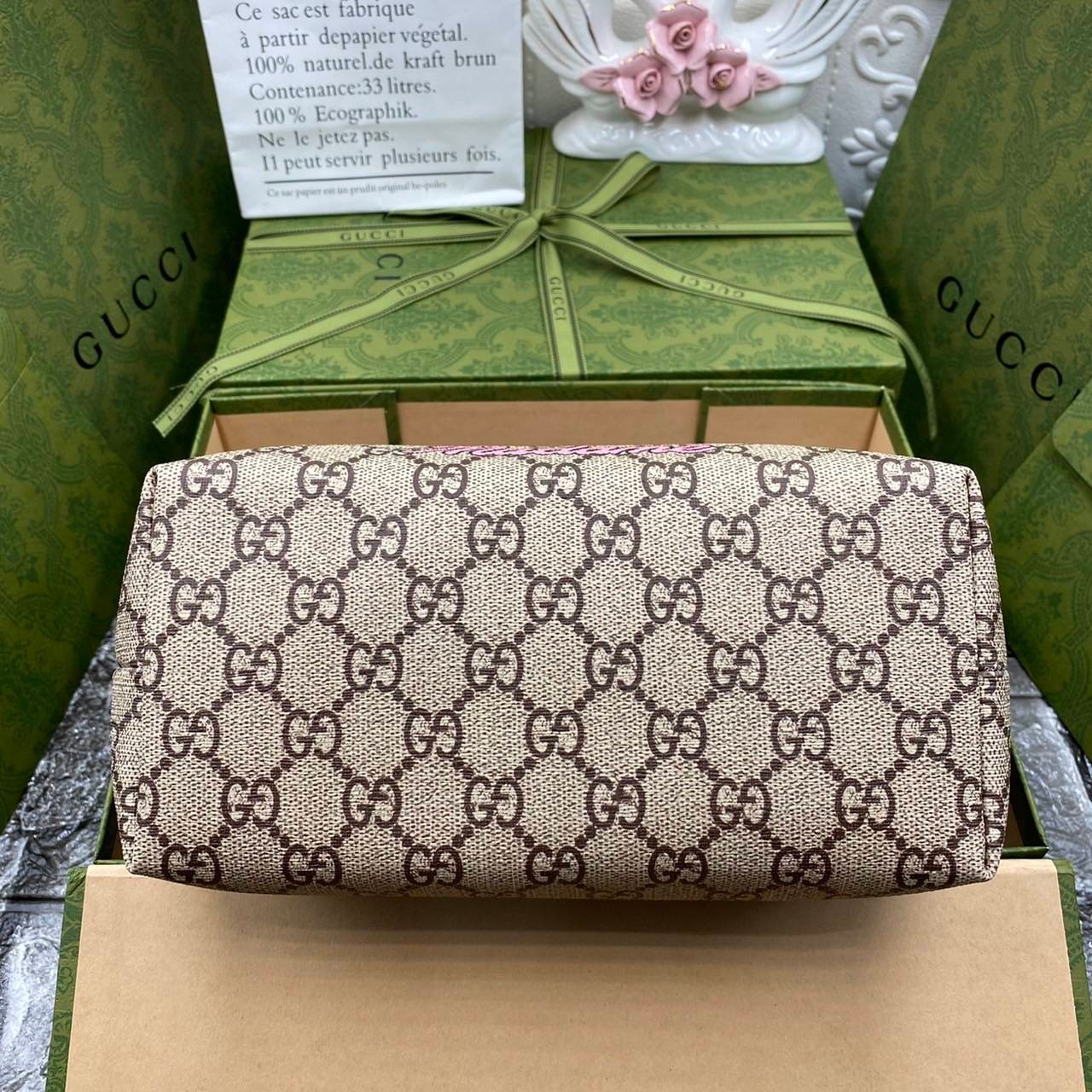 VIP 】Animal-Friendly Gucci Kid GG Supreme Tote Bag งานหนังแท้ทรงตั้งสวย ขนาดกะทัดรัด จุของได้เยอะ ใช้ได้ทั้งเด็กและผู้ใหญ่ น่ารักมากค่ะ **ขายดีตลอดกาล**