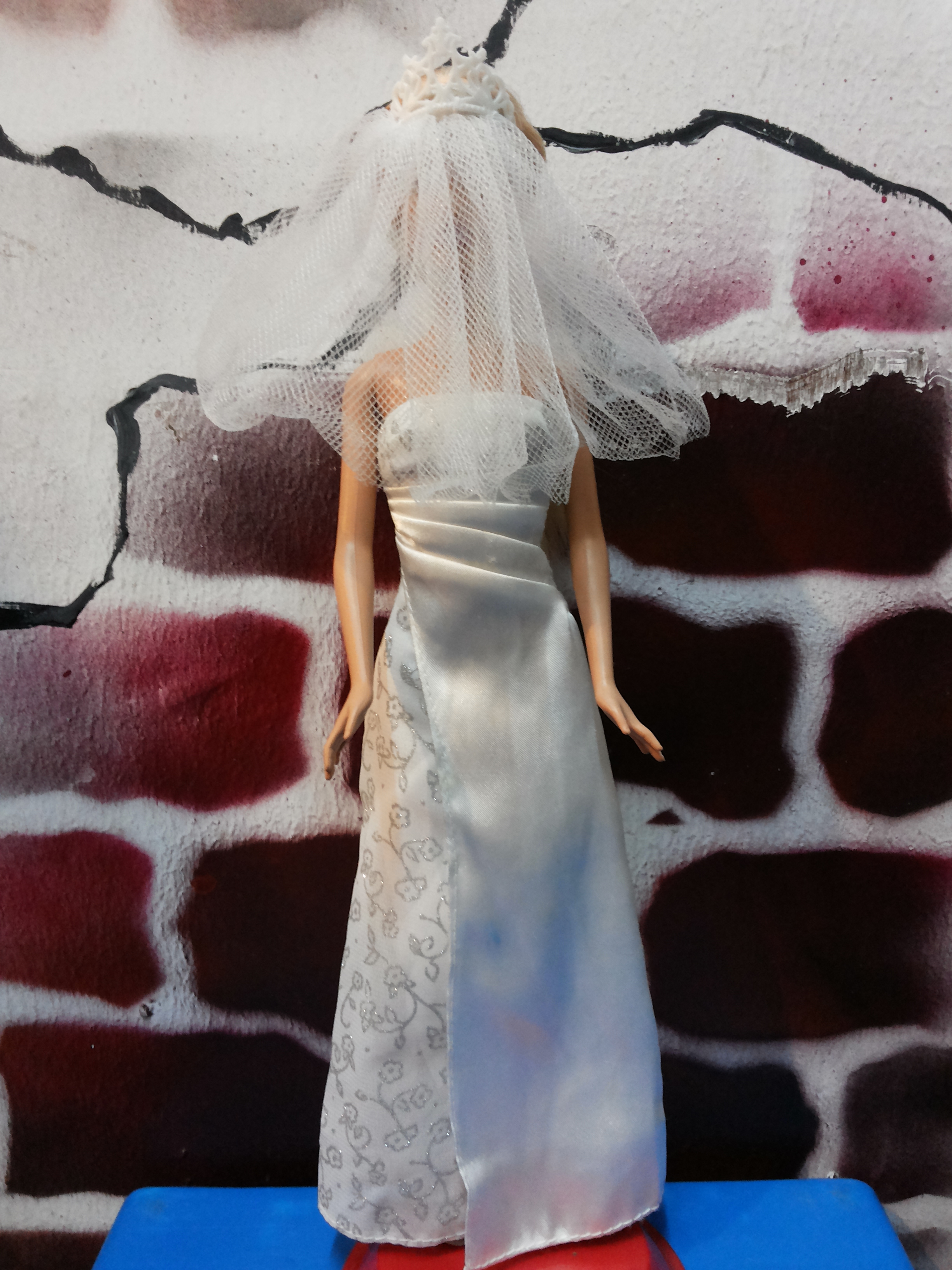 ฺBarbie in Bridal Beauty ตุ๊กตาบาร์บี้แท้มือสองสภาพดีมาก