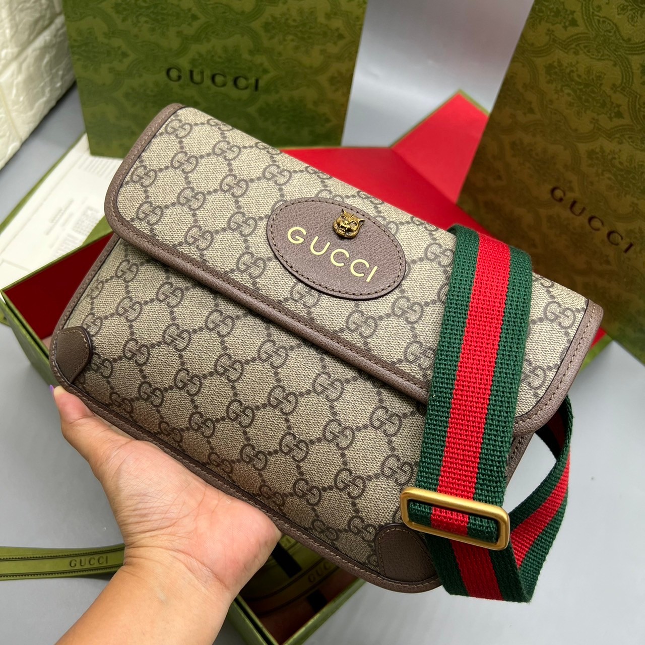 GUCCI Neo Vintage GG Supreme belt bag / Gucci Belt bag เกรดใช้งานสลับของแท้ เกรดออริจินอล ใช้ได้ทั้งชายหญิง งาน unisex ผลัดกันใช้ ^-^ ก็ได้ งานสวยตามรูป สินค้าขายดี ภาพสินค้าถ่ายจากงานขายจริง ใช้งานต่างประเทศได้