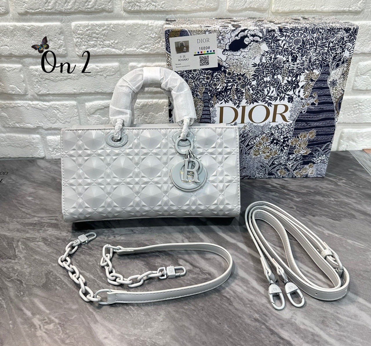 DIOR LADY D-JOY BAG Cannage Calfskin with Diamond Motif 10" คือราชนิกุลมากแม่ความเลดี้ ดิออร์ที่เกินต้าน งานชนช้อปปังสุด ถือสลับแท้ไม่โป๊ะ