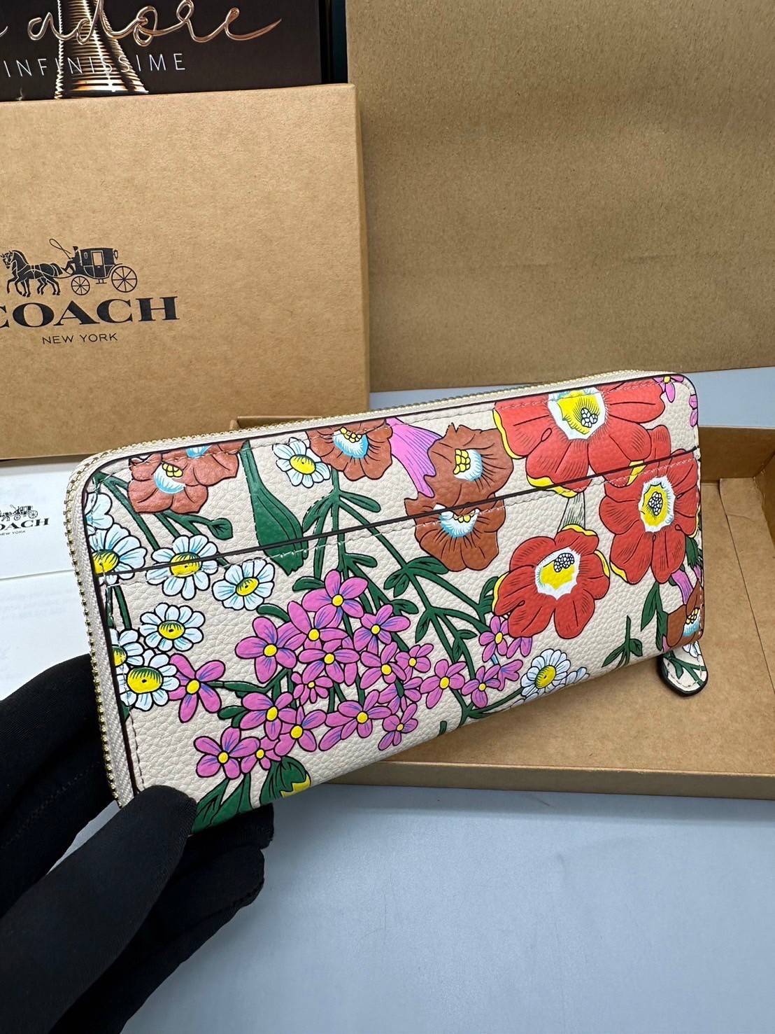 COACH LONG ZIP AROUND WALLET WITH FLORAL PRINT CJ373 / CR930 กระเป๋าสตางค์ใบยาวลายดอกไม้สดใส เกรดท็อปออริ เกรดดีสุด สลับแท้ 1:1 ใช้ต่างประเทศได้