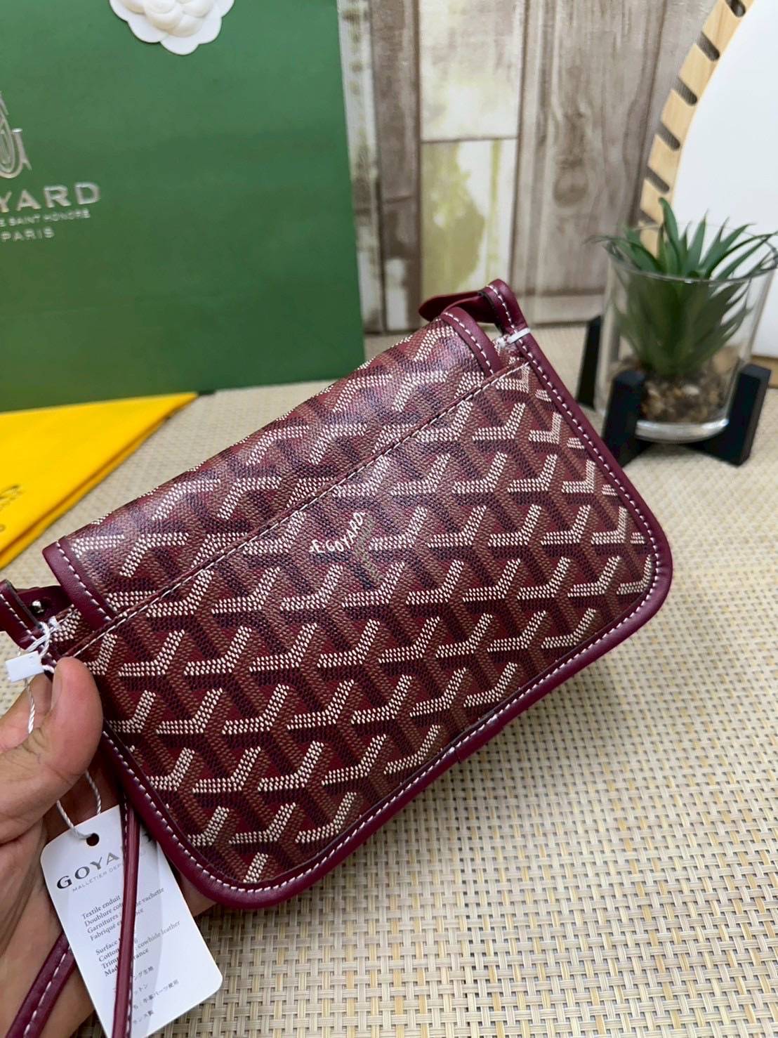 พร้อมส่ง 10 สี ORI หนังแท้ | GOYARD Plumet pouch-wallet กระเป๋าสะพายใบเล็กกะทัดรัด ดีไซน์กระเป๋าสตางค์ Plumet ดีไซน์มาพร้อมช่องใส่เหรียญ ธนบัตร และบัตรต่างๆ