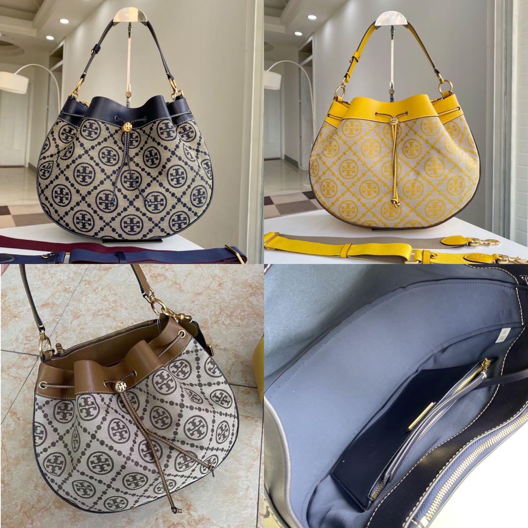 Tory burch t monogram jacquard drawstring hobo กระเป๋าถือและสะพายข้างทำจากผ้าใบ jacquard ตัดด้วยหนังแท้ อีกหนึ่งคอลเลคชั่นจาก T monogrameที่ออกแบบมาในรูปทรงกระเป๋า hobo ทรงสวย มีสไตล์เป็นทรงที่สาวๆนิยมใช้