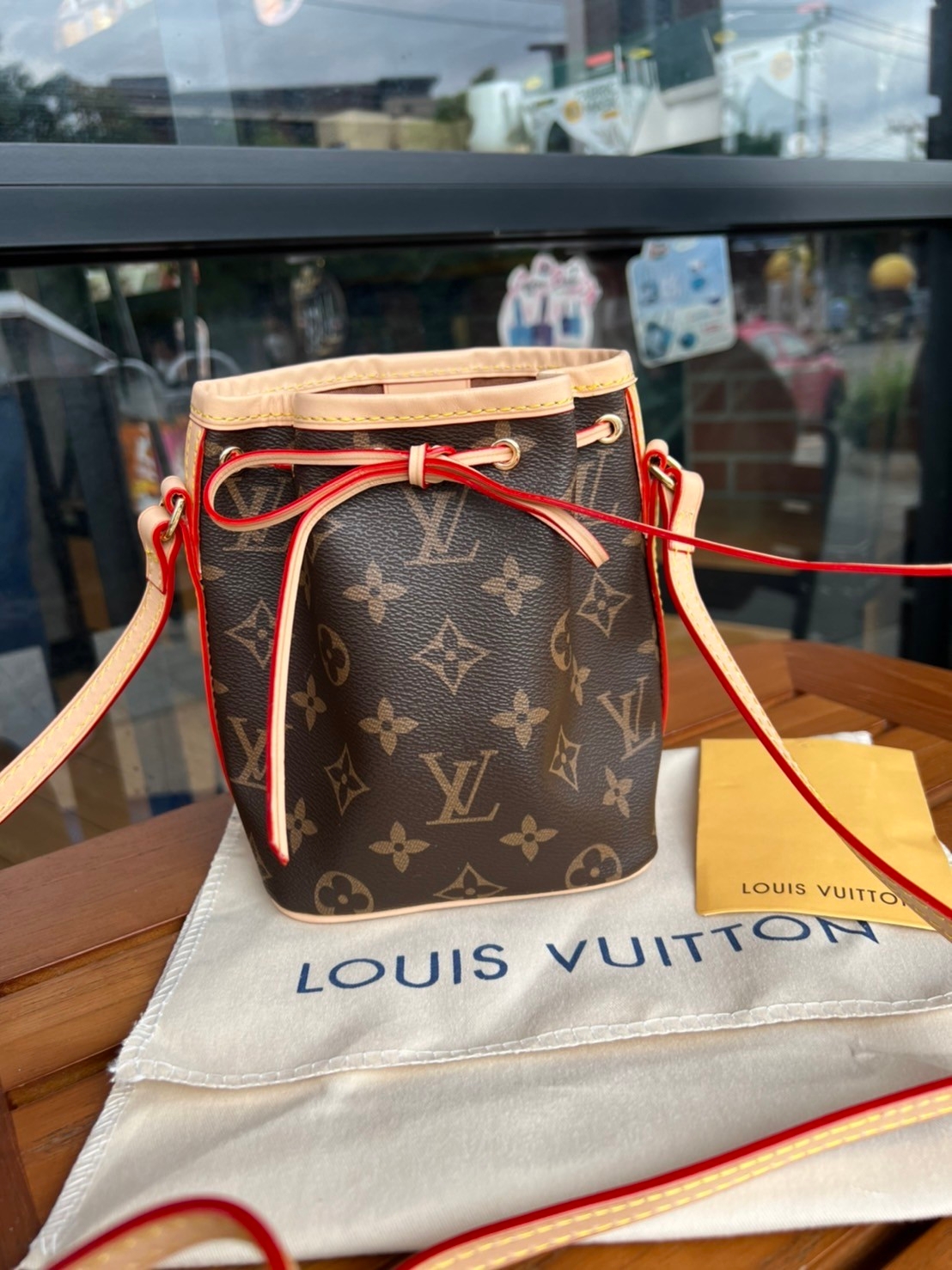 LV Nano Noe Monogram Bag / LV Bag พร้อมส่ง กระเป๋าสะพายข้างไซส์มินิ วัสดุหนังแคนวาส รุ่นยอดนิยม มีน้ำหนักเบา