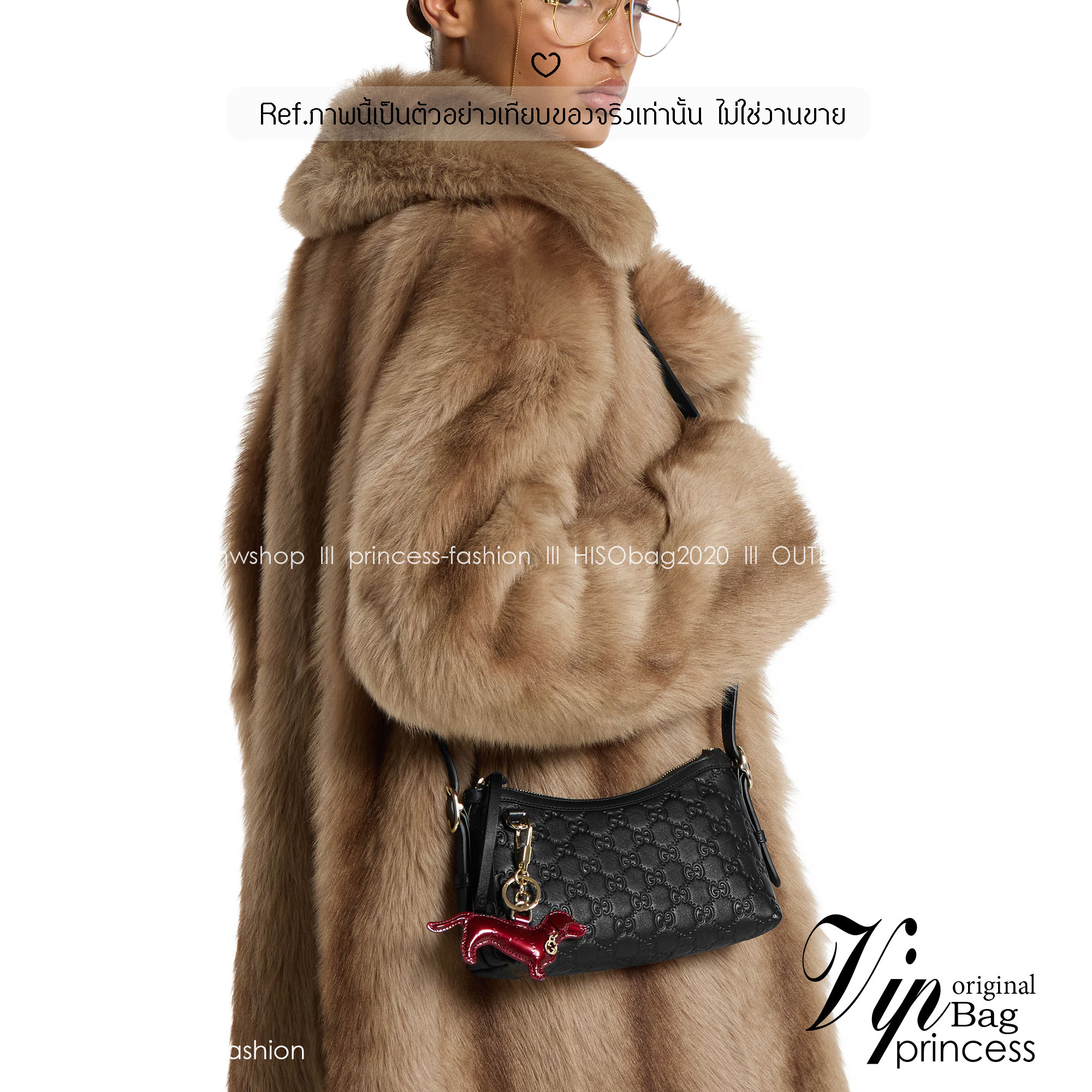 ORI หนังแท้ | Gucci GG Emblem small shoulder bag กระเป๋าสะพายทรงพอช ถือ/คล้องไหล่เก๋ๆหรือสะพายข้างได้ ทรงสวยคลาสสิค มีอะไหล่ห่วงสำหรับห้อยพวงกุญแจได้ เป็นไอเท็มต้องมีและยกเป็น everyday bag ได้เลย