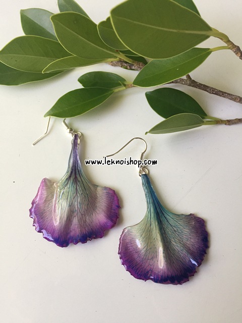 Orchid Carnation Earring