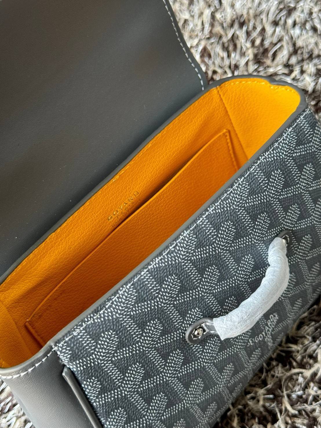 พร้อมส่ง 6 สี Goyard Saigon Souple Mini Bag / Saïgon Bag กระเป๋าถือ/สะพาย เกรดออริ สลับแท้ 1:1 ใช้ต่างประเทศได้