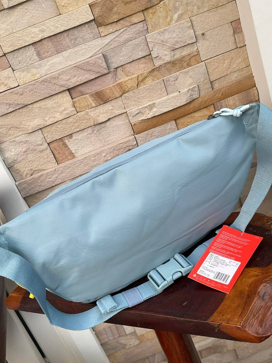 Nike Tech hip pack กระเป๋าคาดเอว Nike Tech รุ่นใหม่ชนช้อป!! ให้คุณหยิบใช้อุปกรณ์กีฬาและพกพาได้อย่างง่ายดาย