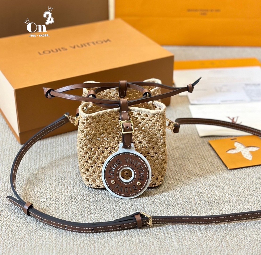 LV Noé Purse bag Raffia bag 5" / LV Bucket Bag กระเป๋าสานทรงบัคเก็ตไซส์มินิ ดีไซน์ใหม่สุดเอ็กซ์คลูซีฟจากเส้นใยถักแบบโครเชต์ พร้อมสายสะพาย ใช้ในวันสบายๆ ผ่อนคลาย เรียบหรูดูมีสไตส์