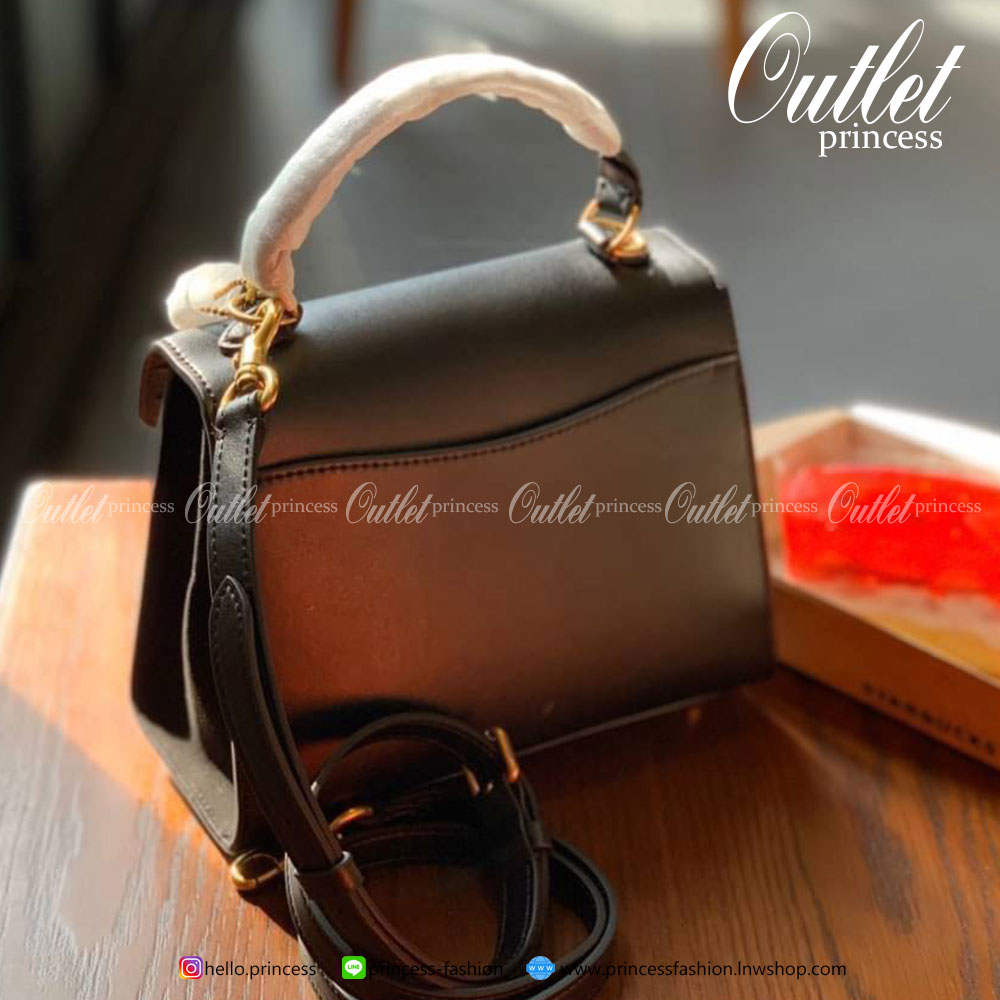 COACH TABBY TOP HANDLE 20 LEATHER BAG 💋กลับมาอีกครั้งตามคำเรียกร้องค่ะ!! กระเป๋าถือ//สะพายข้างได้ วัสดุหนังแท้อย่างดี หนึ่งใบทำหนัง2แบบได้อย่างลงตัว สวยงาม มีอะไหล่ตัวC ใหญ่ด้านหน้าโดดเด่นหรูมากๆค่ะ