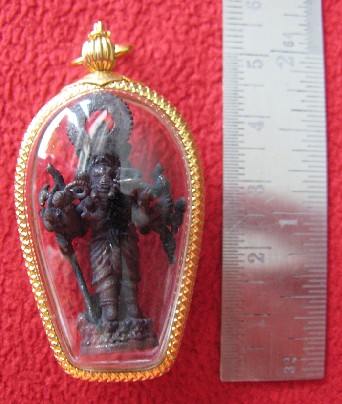 สินค้าหมดค่ะ พระพิฆเนศ5เศียร10กร เนื้อทองแดงรมดำ เลี่ยมทองไมครอน วัดใหญ่ชัยมงคล จ.พระนครศรีอยุธยาค่ะ