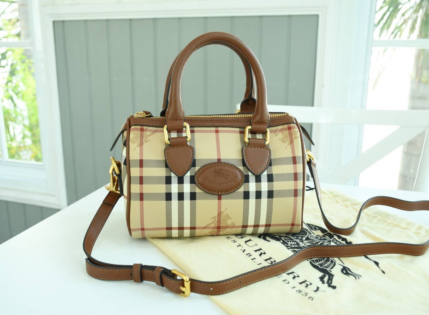 Burberry bag Crossbody Bag Vip Gift with Purchase (GWP) พรีเมี่ยมกิ๊ฟ Limited Edition จาก BURBERRY PERFUME