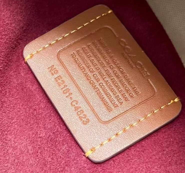 Coach Soft Tabby Shoulder Bag 5 สี กระเป๋าสะพายข้างหนังสวย พร้อมส่งที่ไทยราคาสุดคุ้มห้ามพลาดค่ะ!