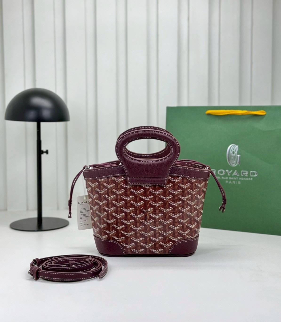 ORI หนังแท้ | Goyard Beluga Mini Bag กระเป๋าสะพายทรงบัคเก็ต พร้อมหูจับในตัว สะดวกใช้งาน ด้านในเป็นผ้าดีไซน์ผูก เพิ่มความน่ารักน่าใช้ สวยมากค่ะ