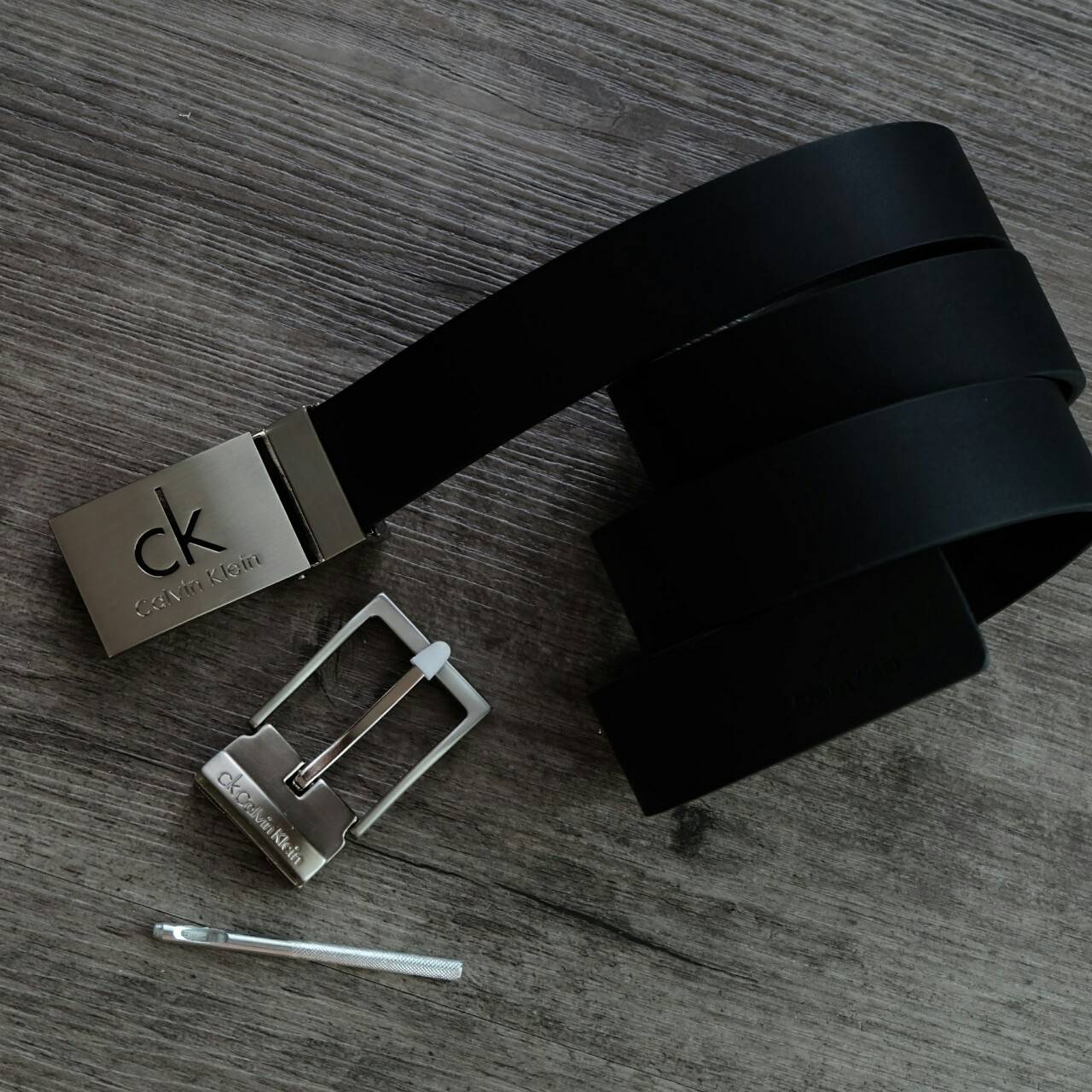 Calvin Klein Belt and Buckle Set เซตสุดคุ้ม!! เข็มขัด + หัวเข็มขัด 2 ชิ้น จะะมอบเป็นของขวัญ หรือใช้เองก็แนะนำเลยค่าา