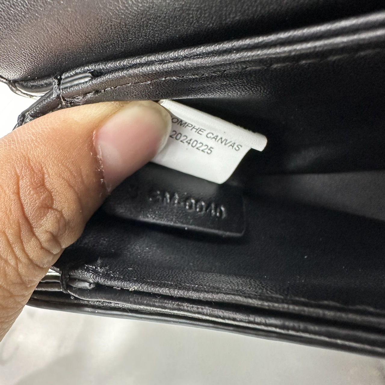 ORI หนังแท้ | CELINE MINI BESACE CLEA IN SHINY and leather กระเป๋าสะพายพร้อมหูจับ ไซส์มินิ แต่งโลโก้สีทองหรูหรา สวยโดดเด่น สามารถถือ สะพายไหล่ และสะพายข้างได้