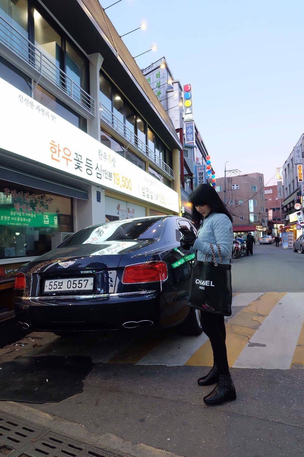 RESTOCK!! กลับมาตามคำเรียกร้อง🎉🎉 *SETคู่สุดคุ้มมม ซื้อ1ได้ถึง2 !!! Chanel Shopping Ribbin bag With Chain With + Cosmetic Pouch กระเป๋าสะพายใบใหญ่ทรง Shopping พร้อมกระเป๋าใส่เครื่องสำอางค์ ใบเล็ก จากงานพรีเมี่ยมกิ้ฟของแท้นำเข้าจาก Chanel Pe