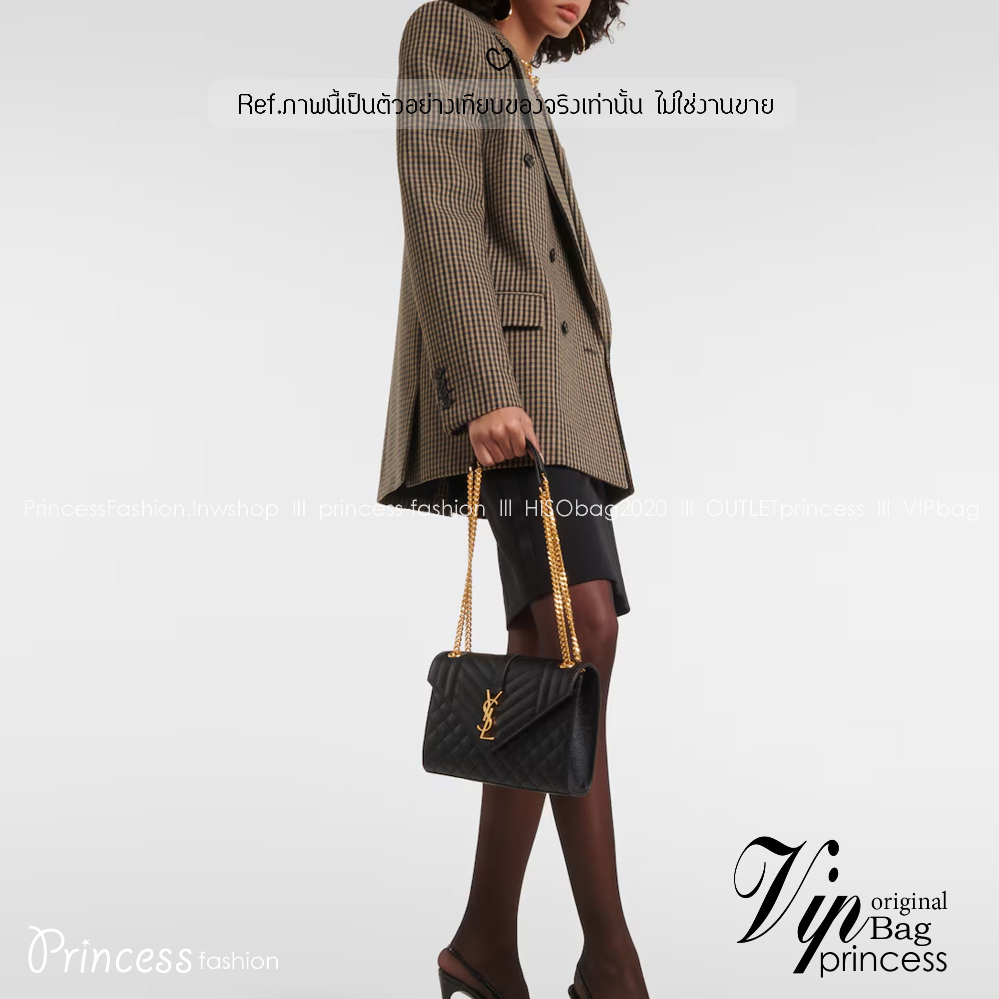 YSL envelope medium in matelassé leather shoulder bag กระเป๋าสะพายไหล่สุดฮอต โทนสีดำขับผิวสวยคลาสสิคตลอดกาล ทรงสวยดีไซน์เรียบหรู ดูติดแกลมสุดๆ โดดเด่นด้วยโลโก้ด้านหน้า เพิ่มดีเทลความผู้ดี